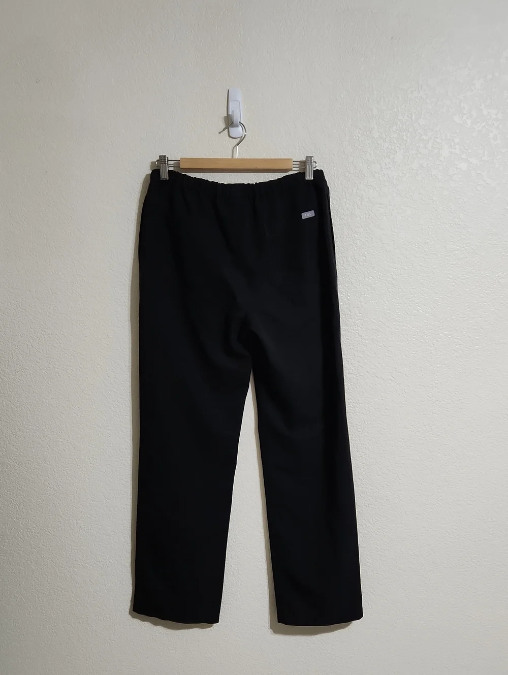 Figs Men's Pisco Basic Scrub Pants in Black Size Medium